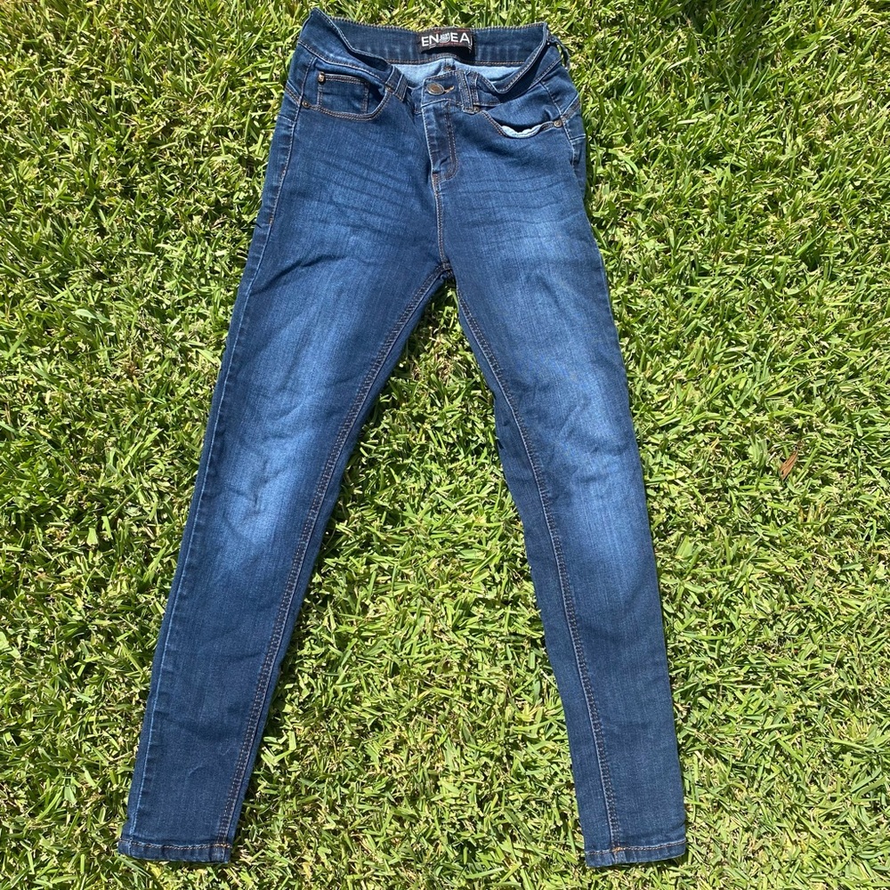 Skinny jeans